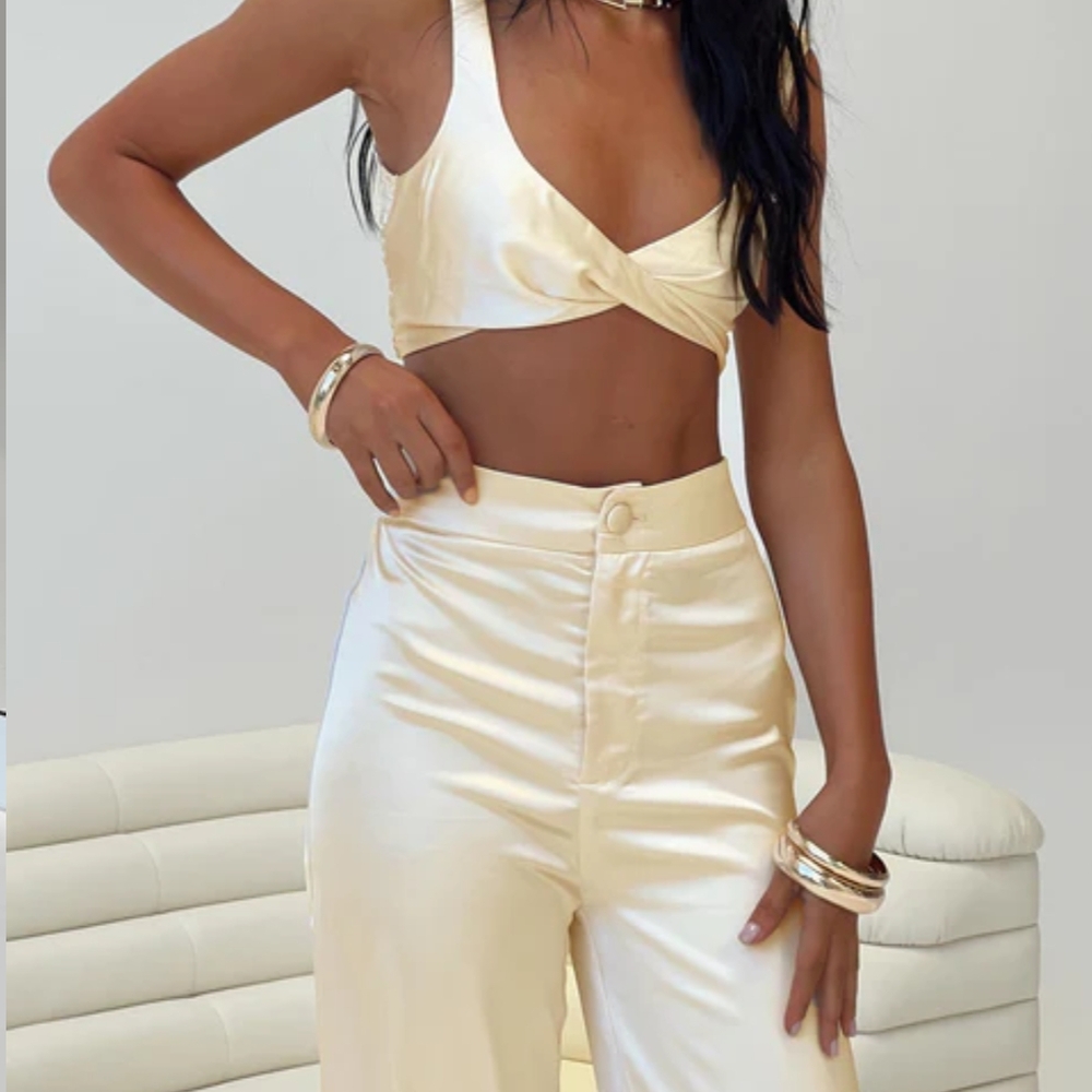 Elegant Cream Women's Jumpsuit